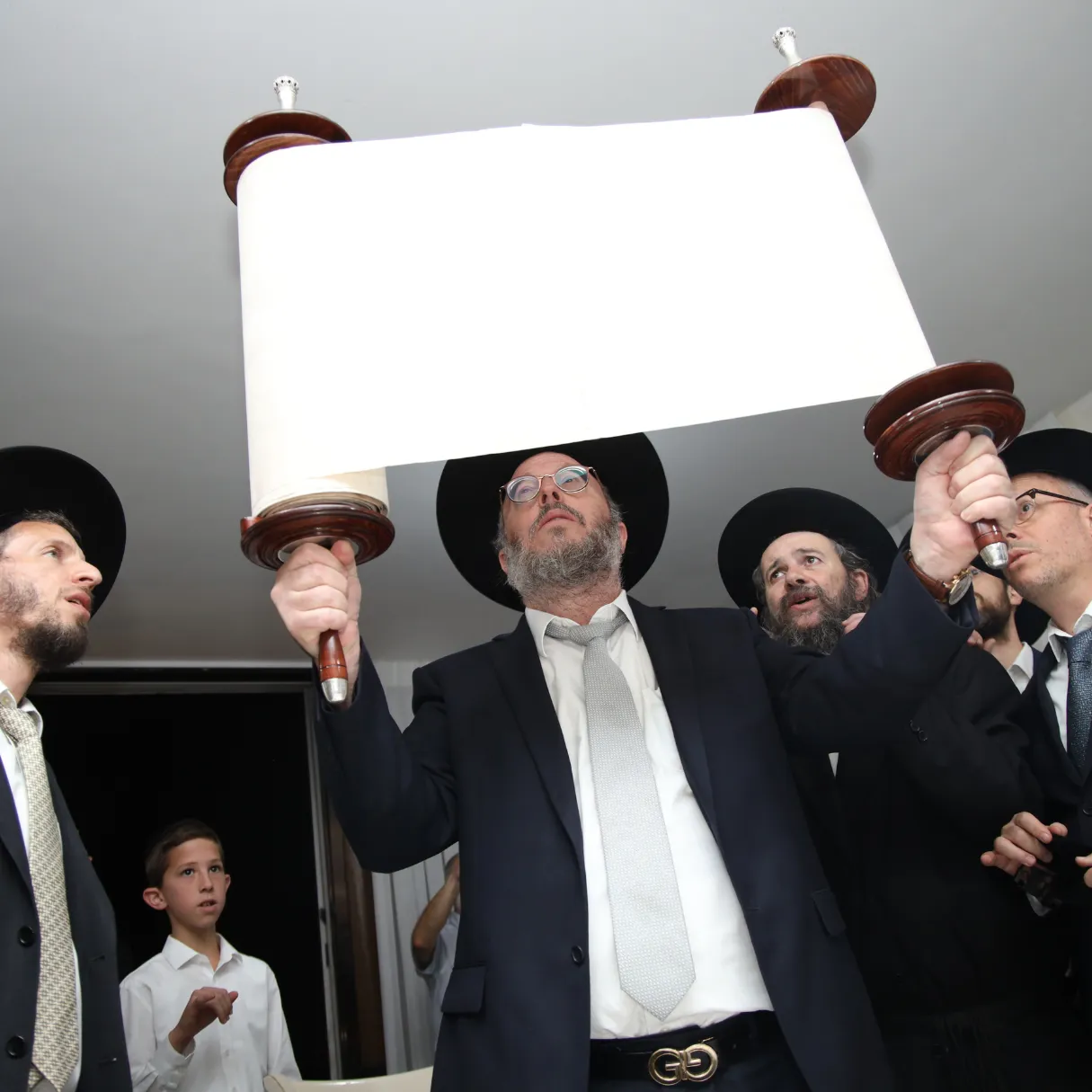 הכנסת ספר תורה