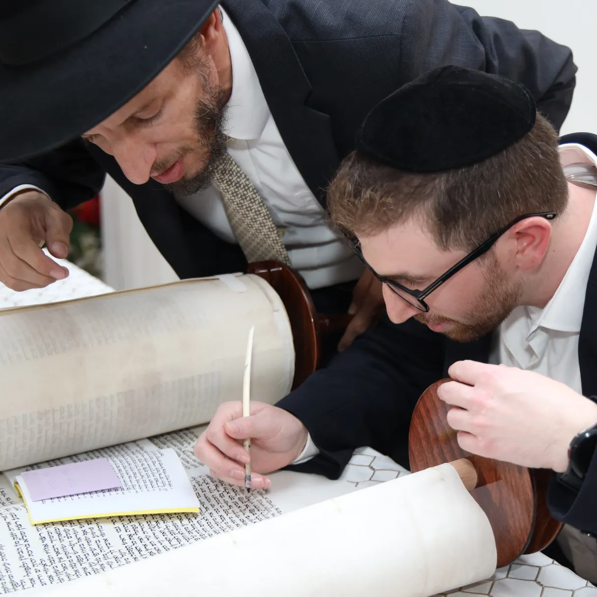 הכנסת ספר תרה